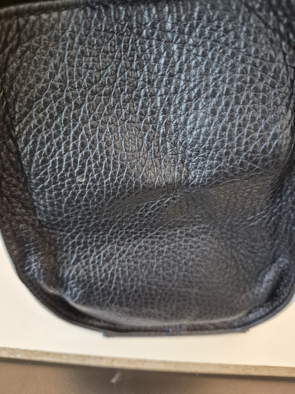 Galliano LOGO Vintage Bowling Bag.  Tan & Black Twist Lock Leather Bag, - Picture 12 of 16